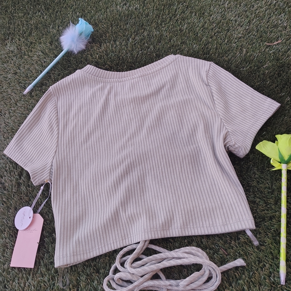 Buckle Gray Ruched Top - Picture 2 of 4